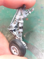 FLR540 1/48 F/A-18E/F/G Super Hornet Landing gear (normal ground operations)